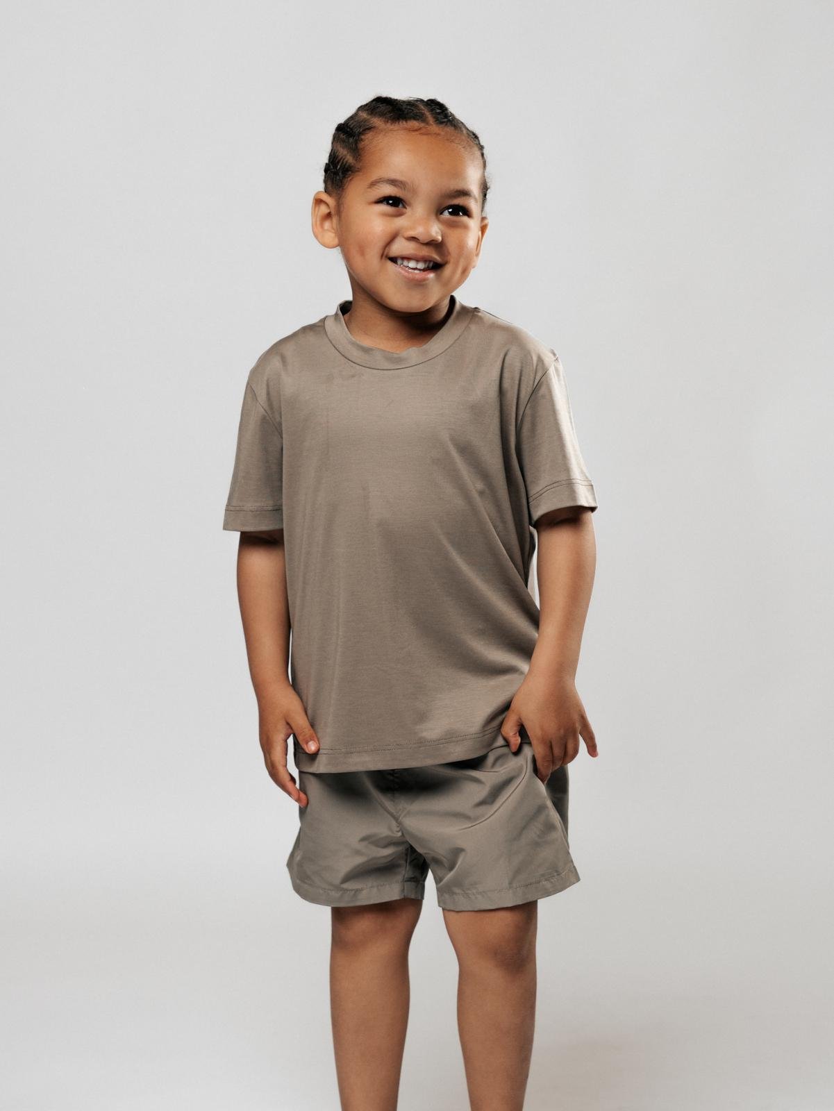Short pants